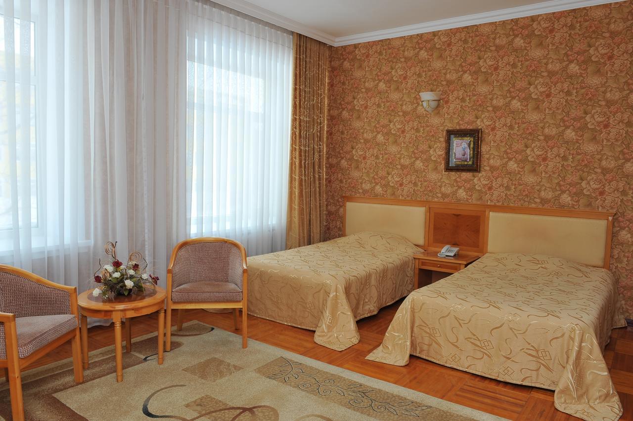 Gostinichny Komplex Germes Karagandy Esterno foto